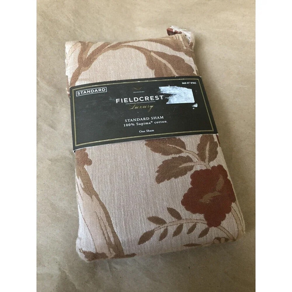 1 Fieldcrest Luxury Standard Pillow Sham Floral 20 in X 26 in - Picture 1 of 3